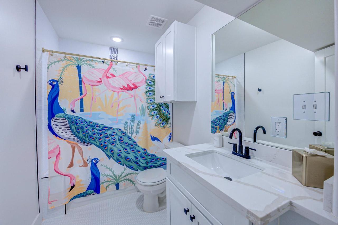 Utopia Studio Apartment Galveston Luaran gambar